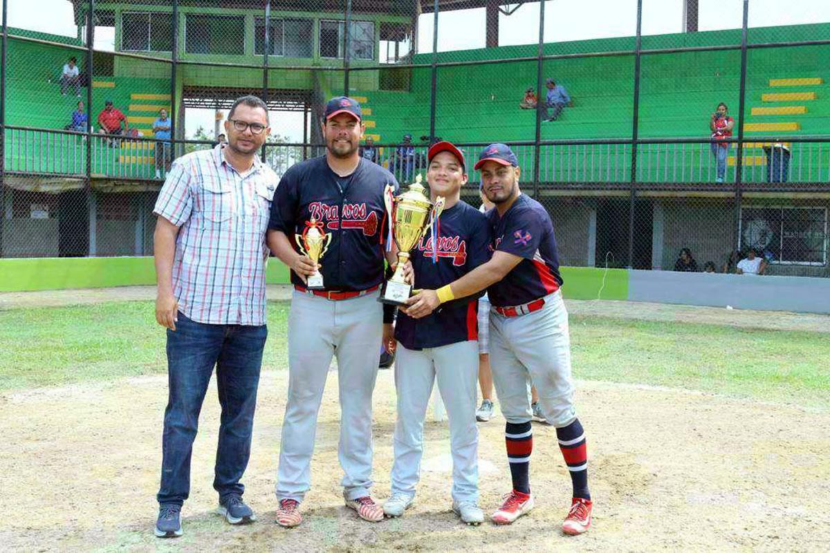 Los Bravos con problemas demostraron su poderío y son los amos nacionales del béisbol.