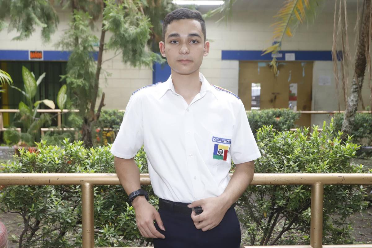 Siete estudiantes lideran la excelencia académica en el Intae de SPS este 2025