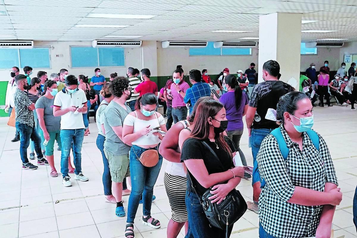 Se cumplen 10 días de huelga en el IHSS