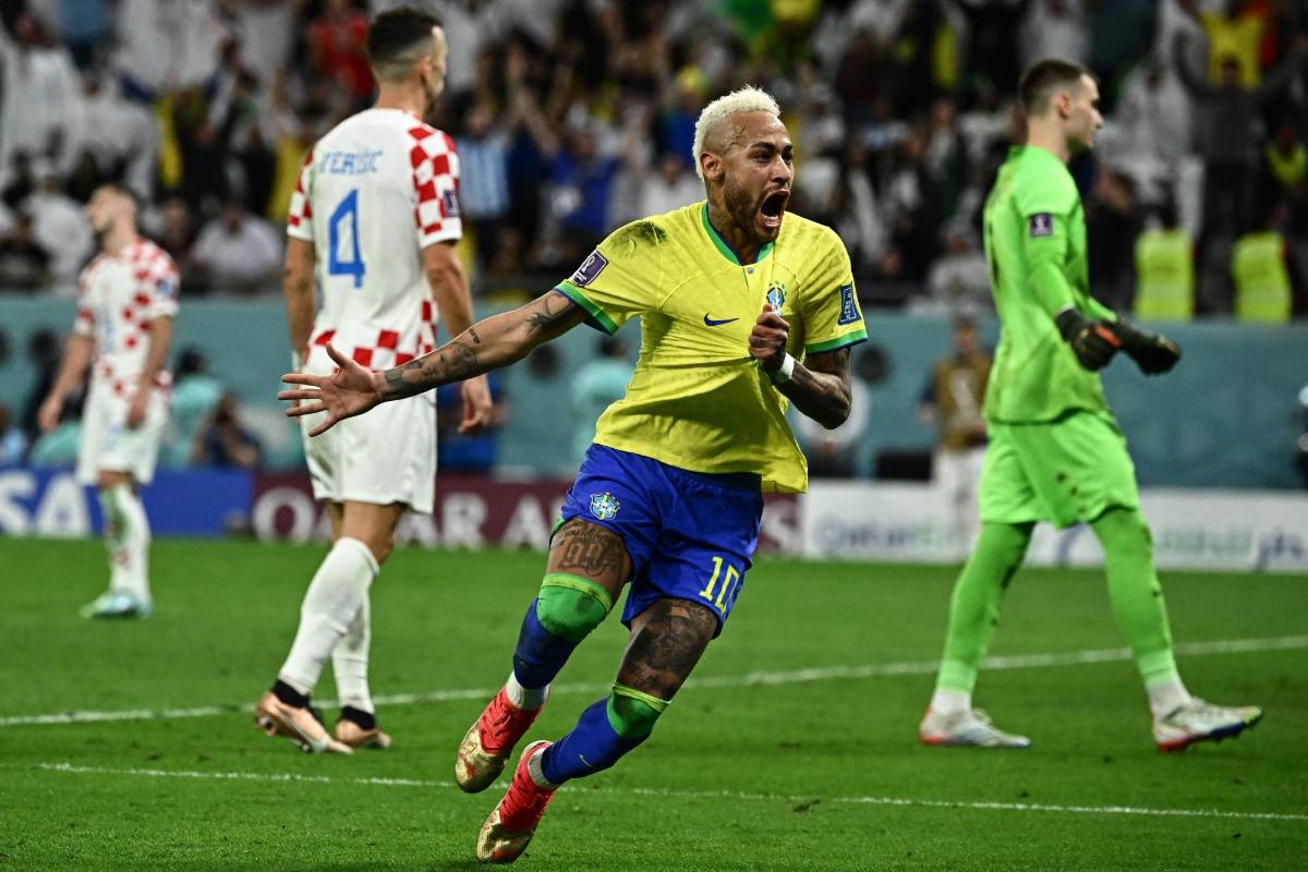Neymar marca golazo ante Croacia e iguala récord de Pelé