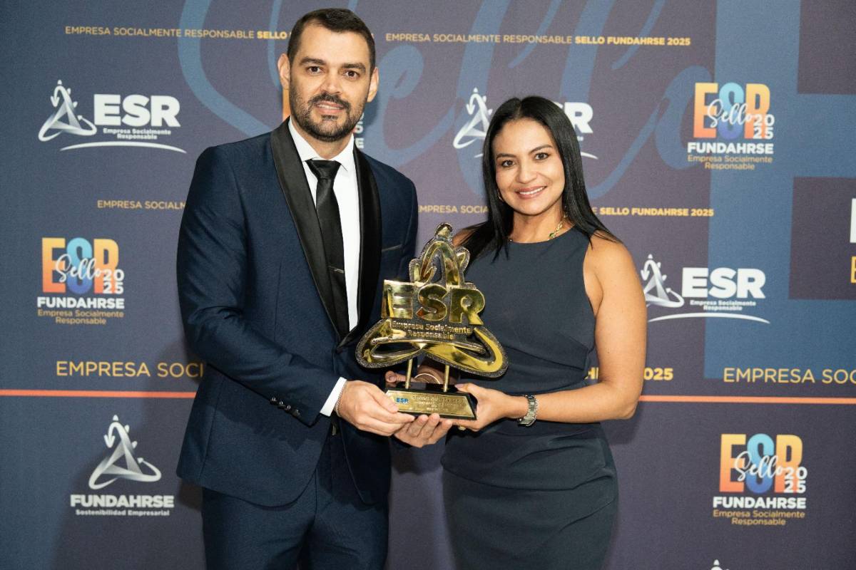 En fotos: Algunos premiados con el Sello FUNDAHRSE 2025