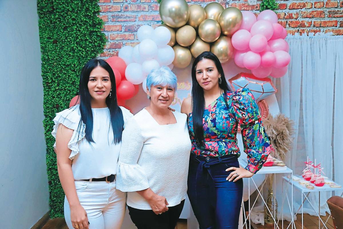 Noche femenina para festejar con la futura señora de Aragón