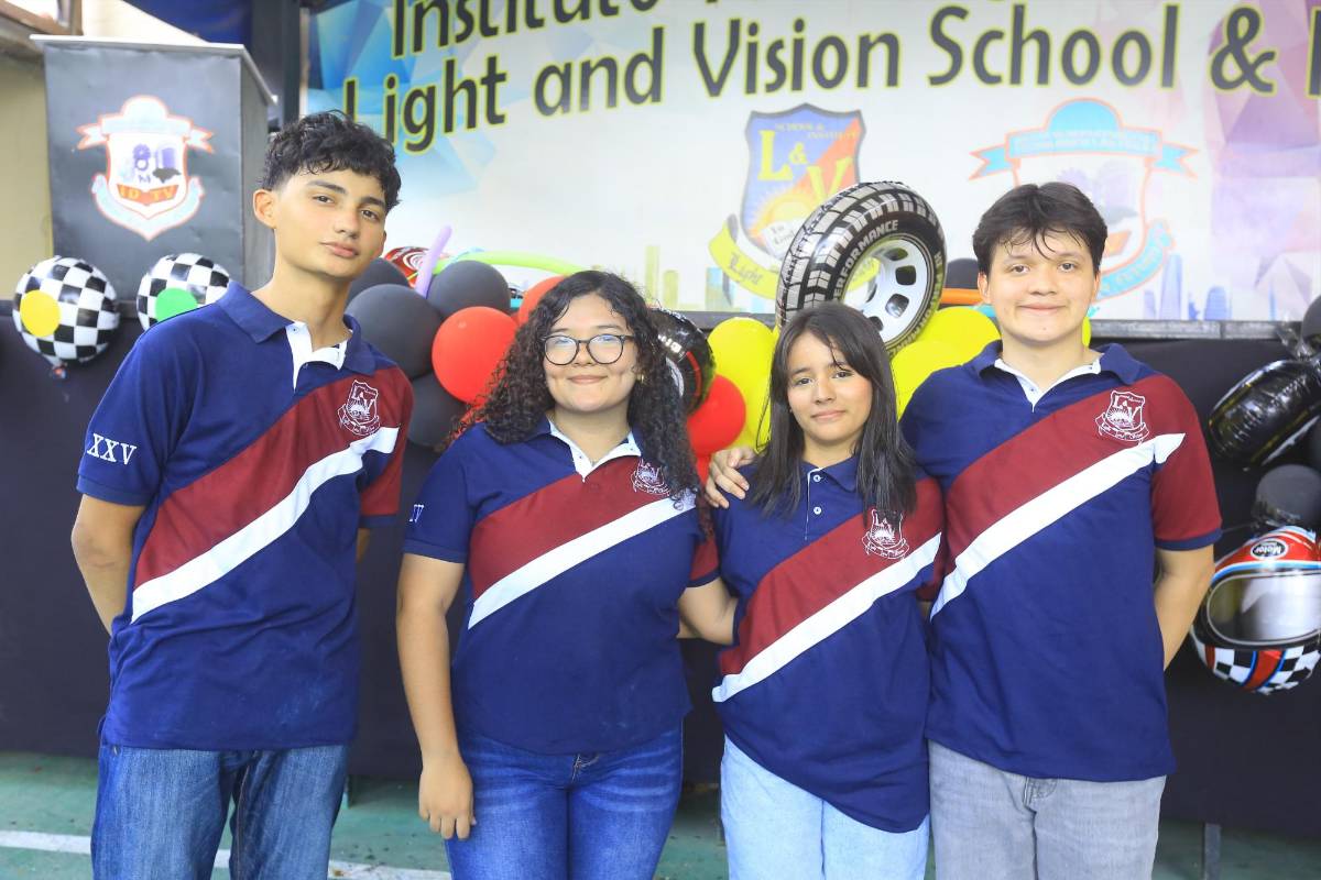 Seniors de Light and Vision celebran su entrada