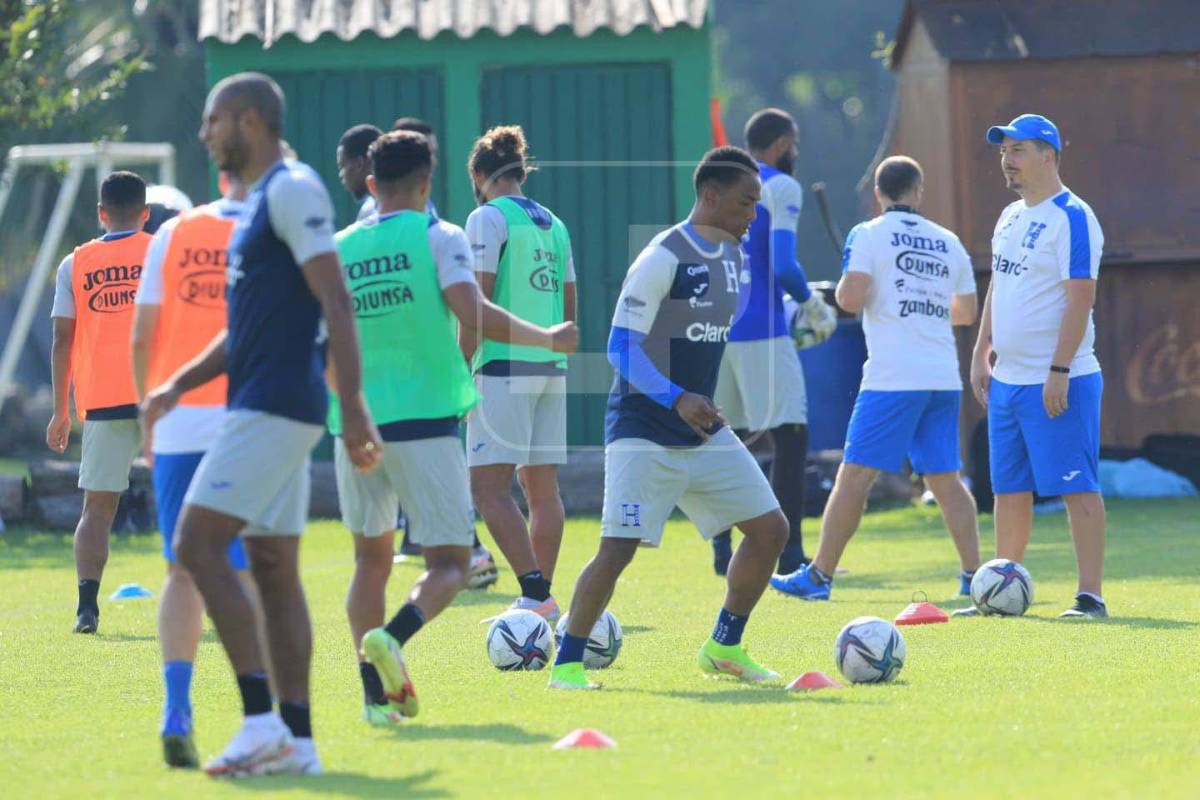 La escuadra hondureña realizó su última práctica de cara al duelo ante México.