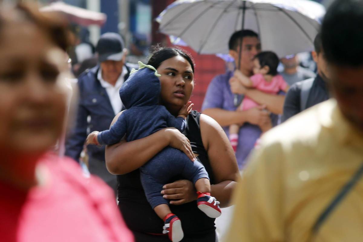 Unas 62 niñas y adolescentes dan a luz cada día en Honduras