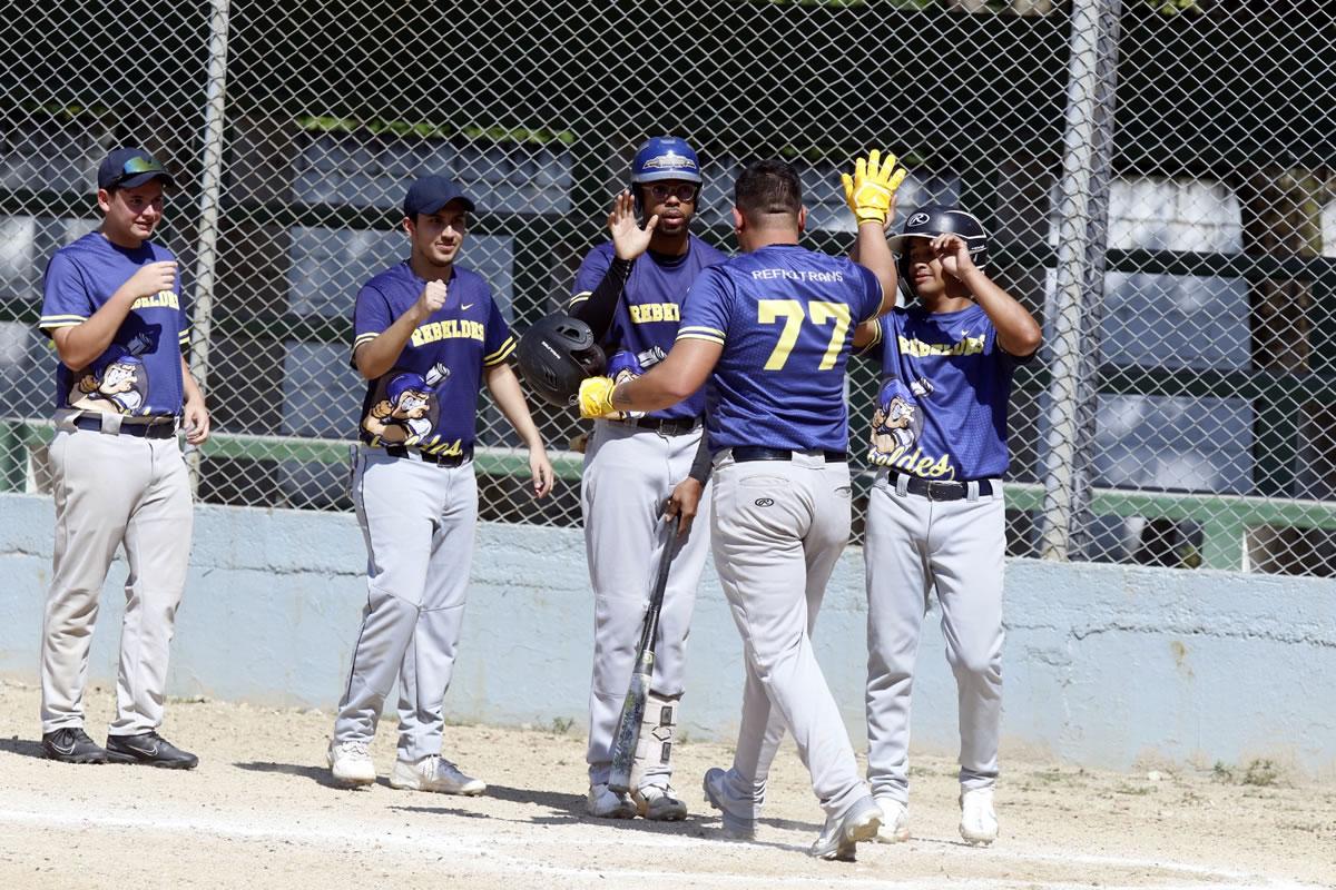 Rebeldes, campeón de la Liga de Sóftbol Óscar Saybe tras barrer a Tigres