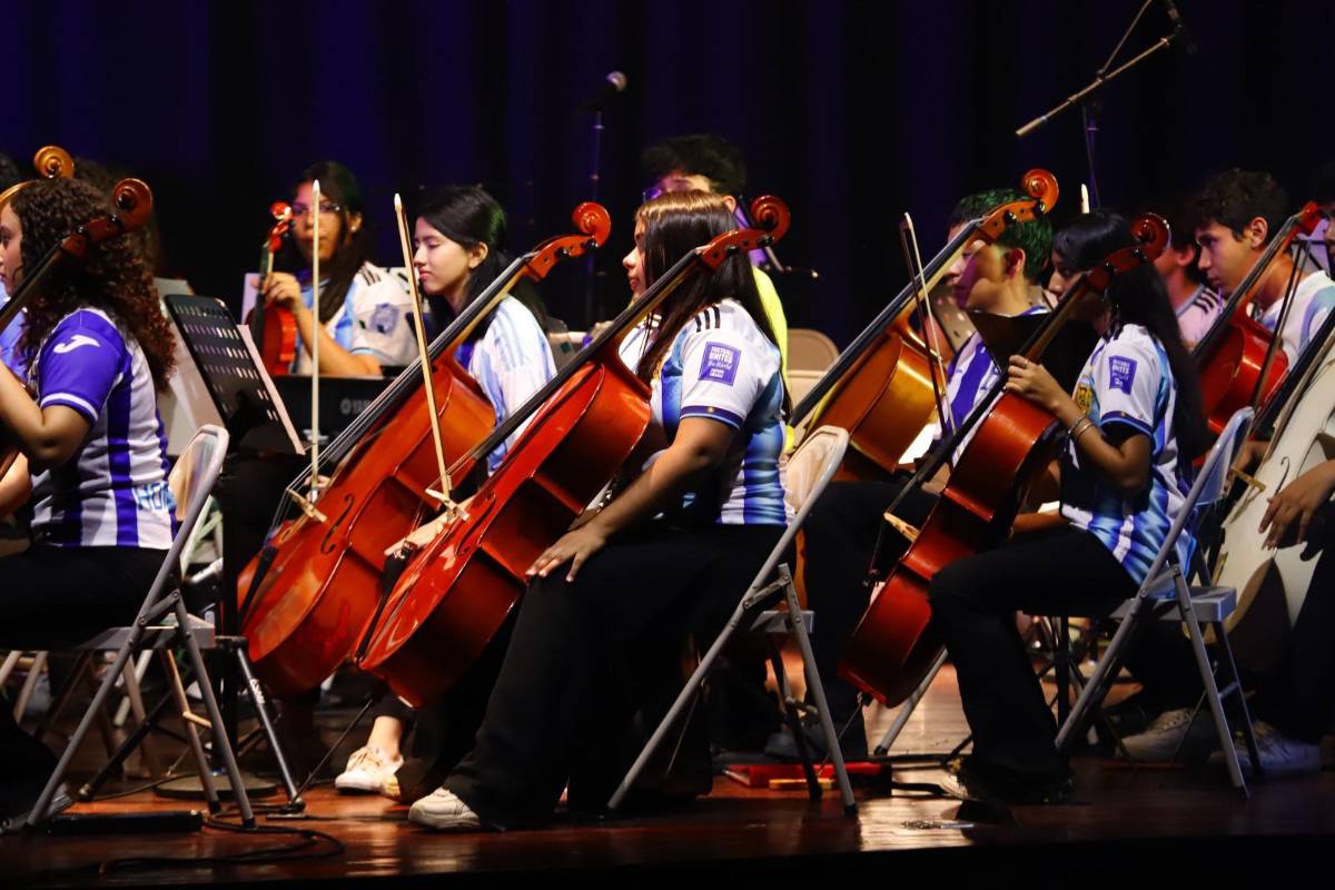 Con música y esperanza, Proyecto Uremu acerca a 40 jóvenes a su sueño internacional