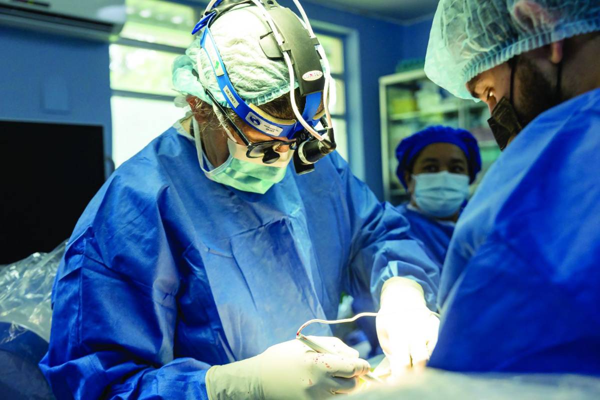 En Copán lideran programa de neurocirugía gratuito