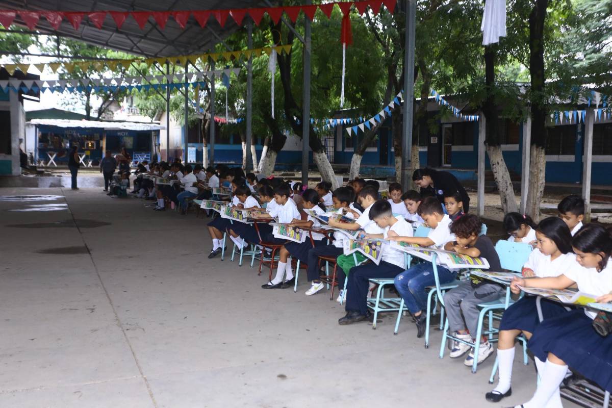 Historieta sobre trastorno bipolar despertó interés de estudiantes