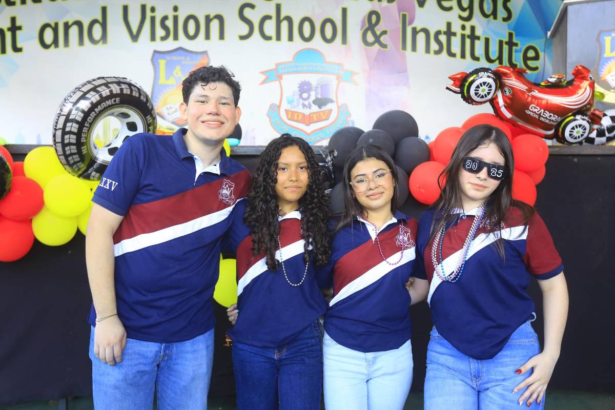 Seniors de Light and Vision celebran su entrada