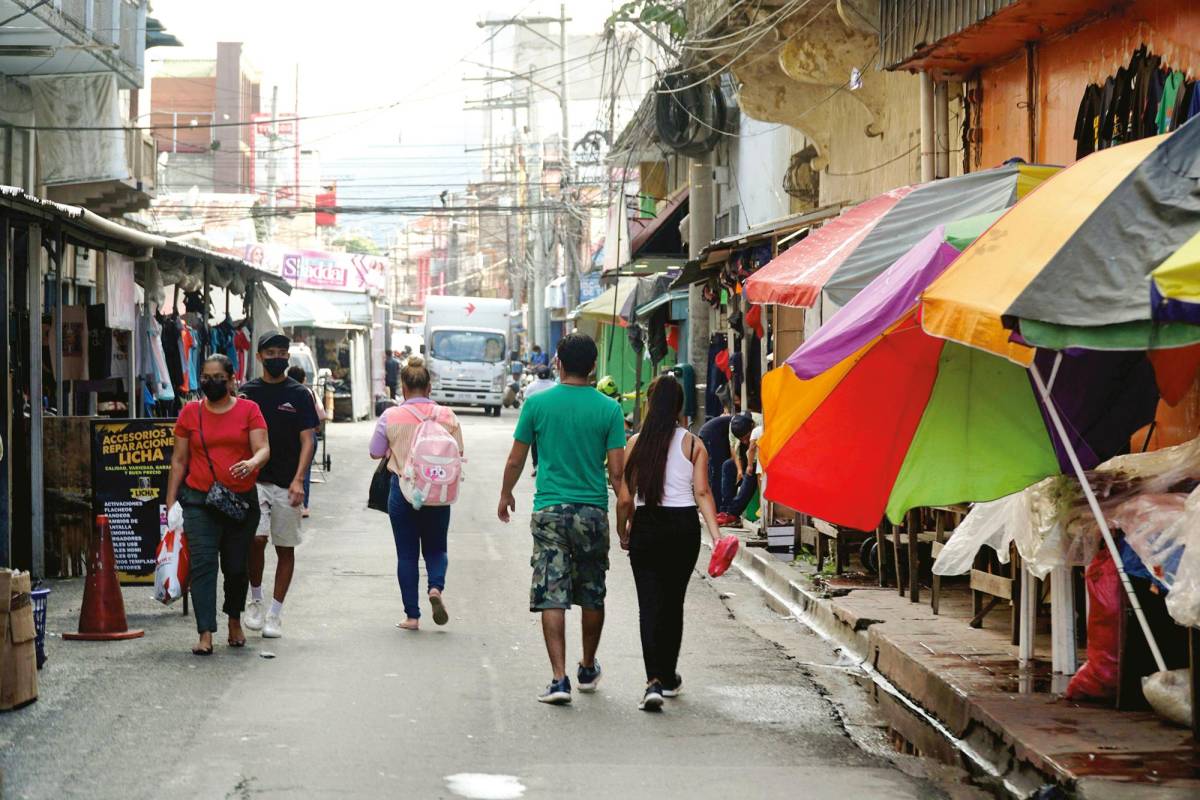 Jóvenes hondureños, agobiados por el desempleo