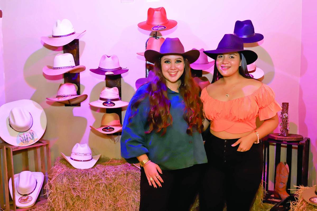 Hacienda Yuro abre sus instalaciones con magno festejo