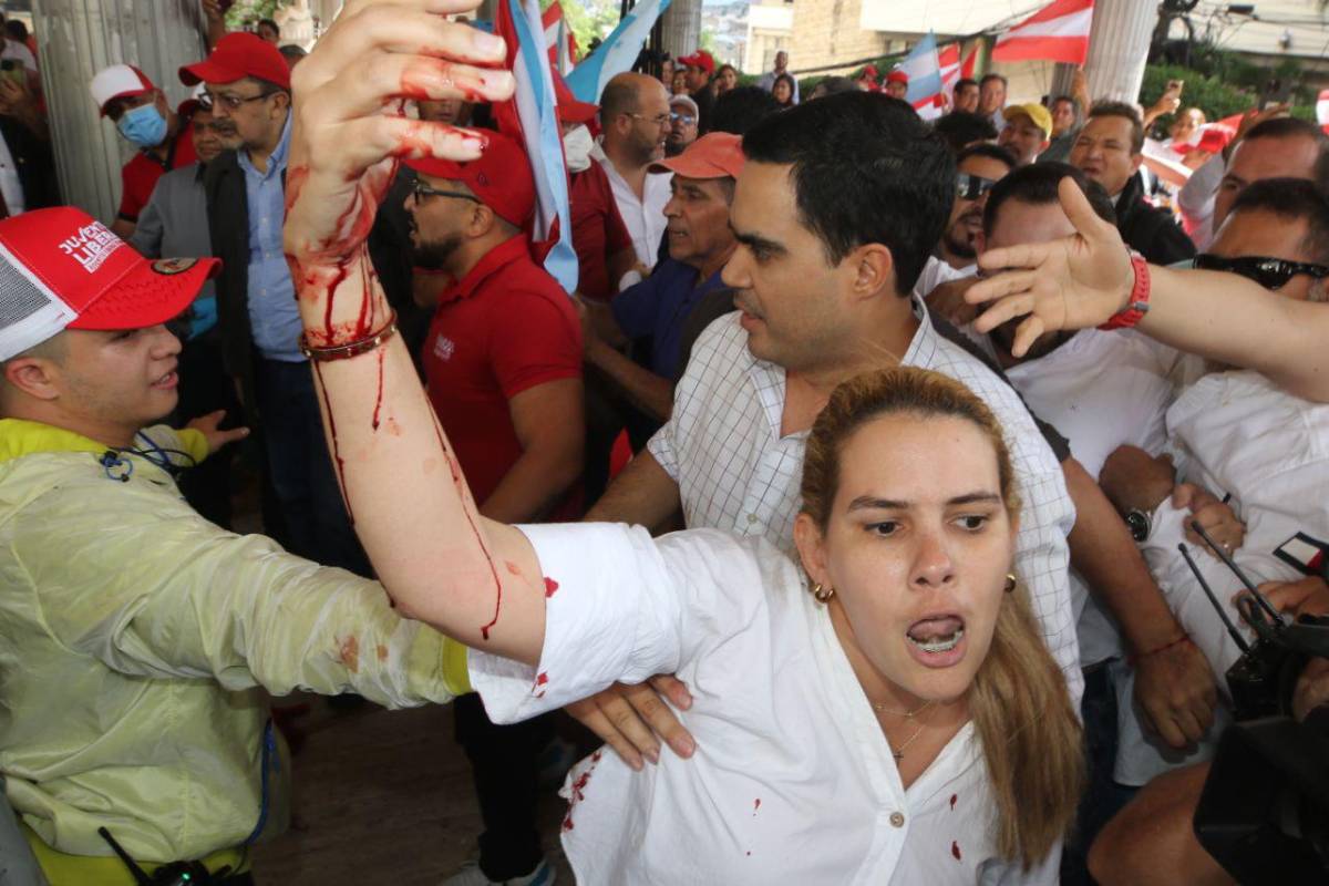 Toletazos y Cálix en el centro del caos: esto originó el zafarrancho en el CN