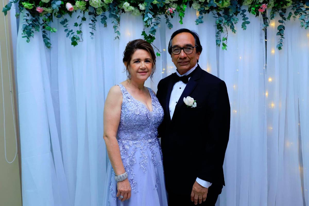 Román y Melissa se dan el ¡sí, acepto!