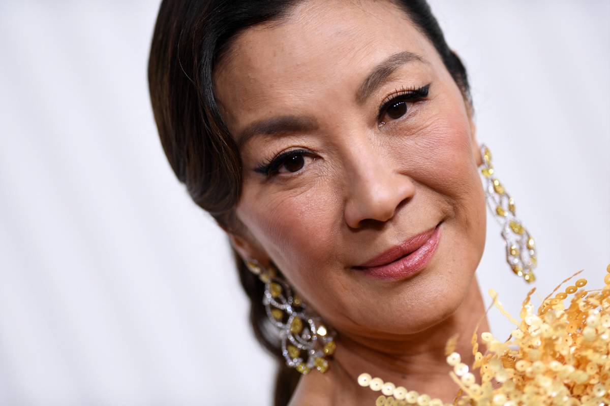 Michelle Yeoh incumple las reglas de la Academia