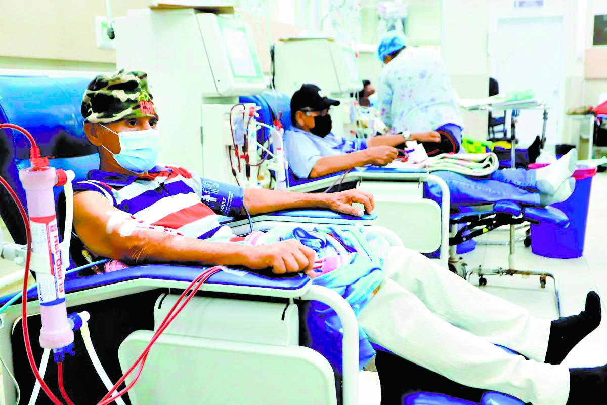 $!La falta de atenciones regionales sobrecarga el hospital regional de San Pedro Sula.