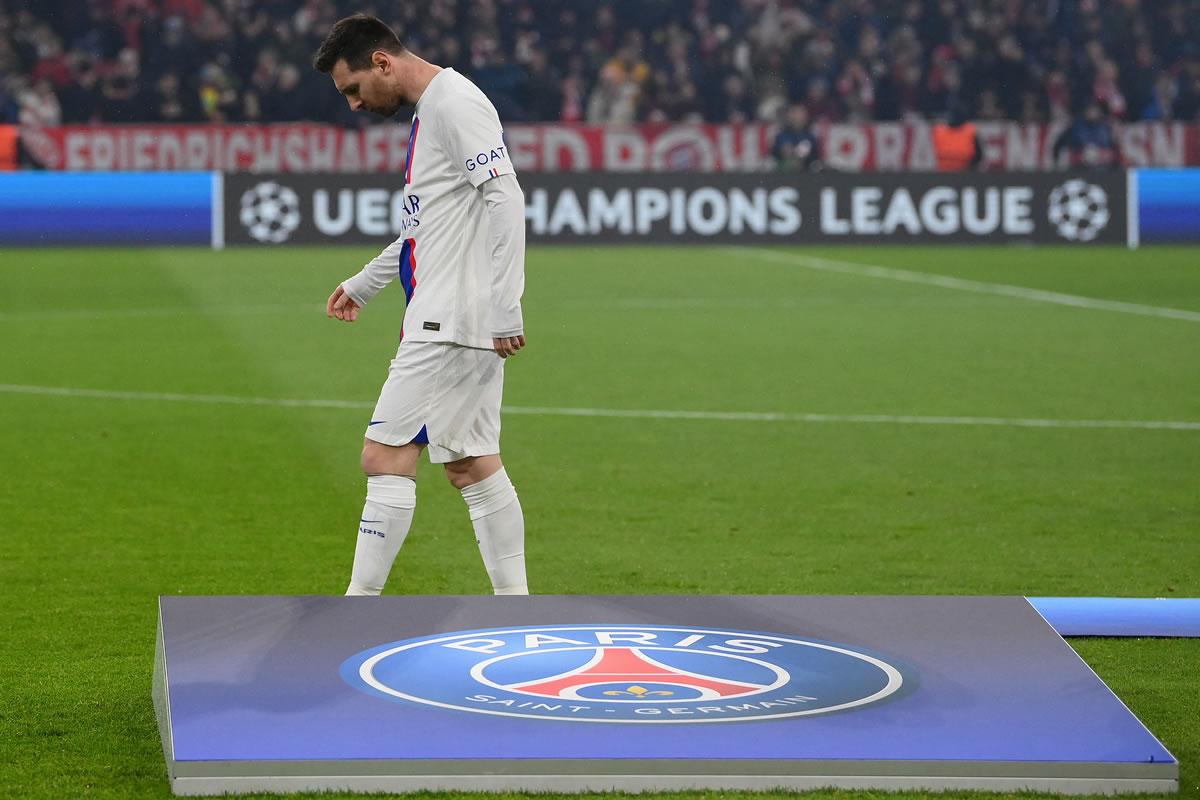 Lionel Messi está siendo muy criticado por la prensa francesa.