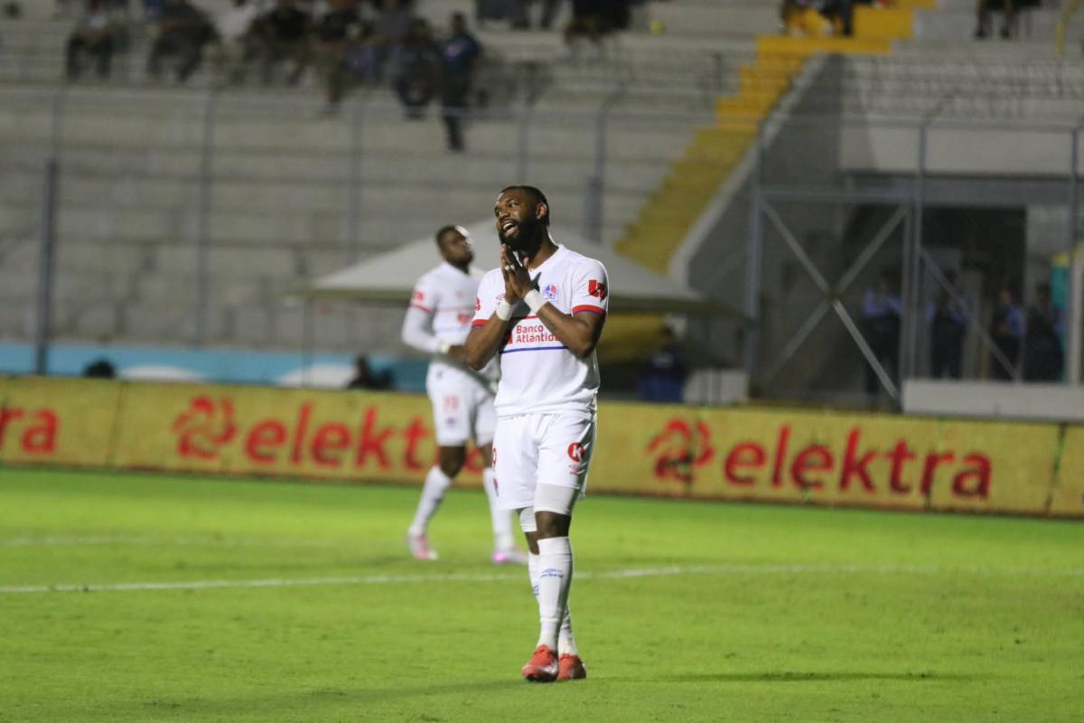 Maldad de Motagua al Olimpia, burla, legionario sorprende y periodista enamora