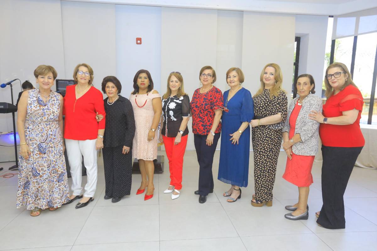 Amor y amistad: Club Internacional de Mujeres celebra su té mensual