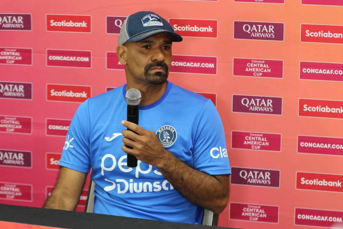 Ninrod Medina atendió a la prensa deportiva.