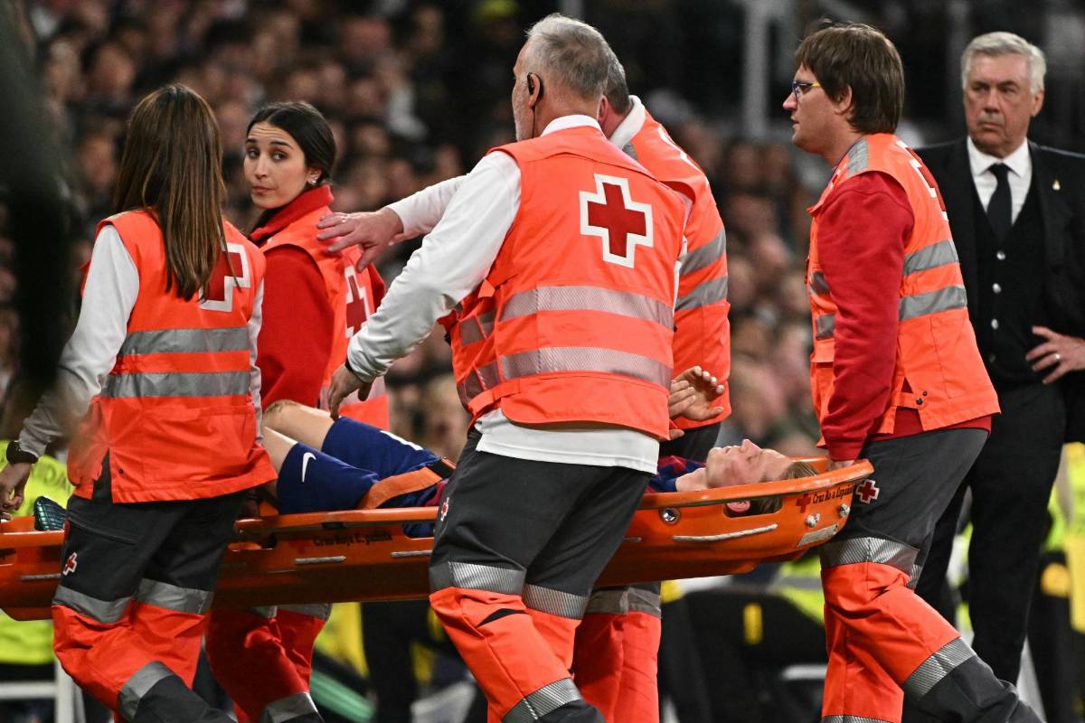 Barcelona confirma malas noticias con De Jong y el tiempo que estará de baja