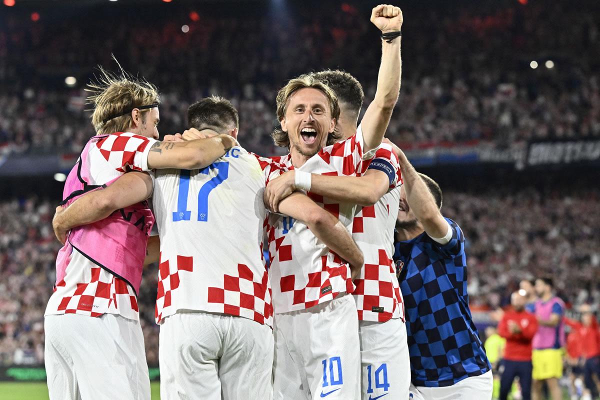 Luka Modric cerró la victoria de Croacia con su gol de penal.