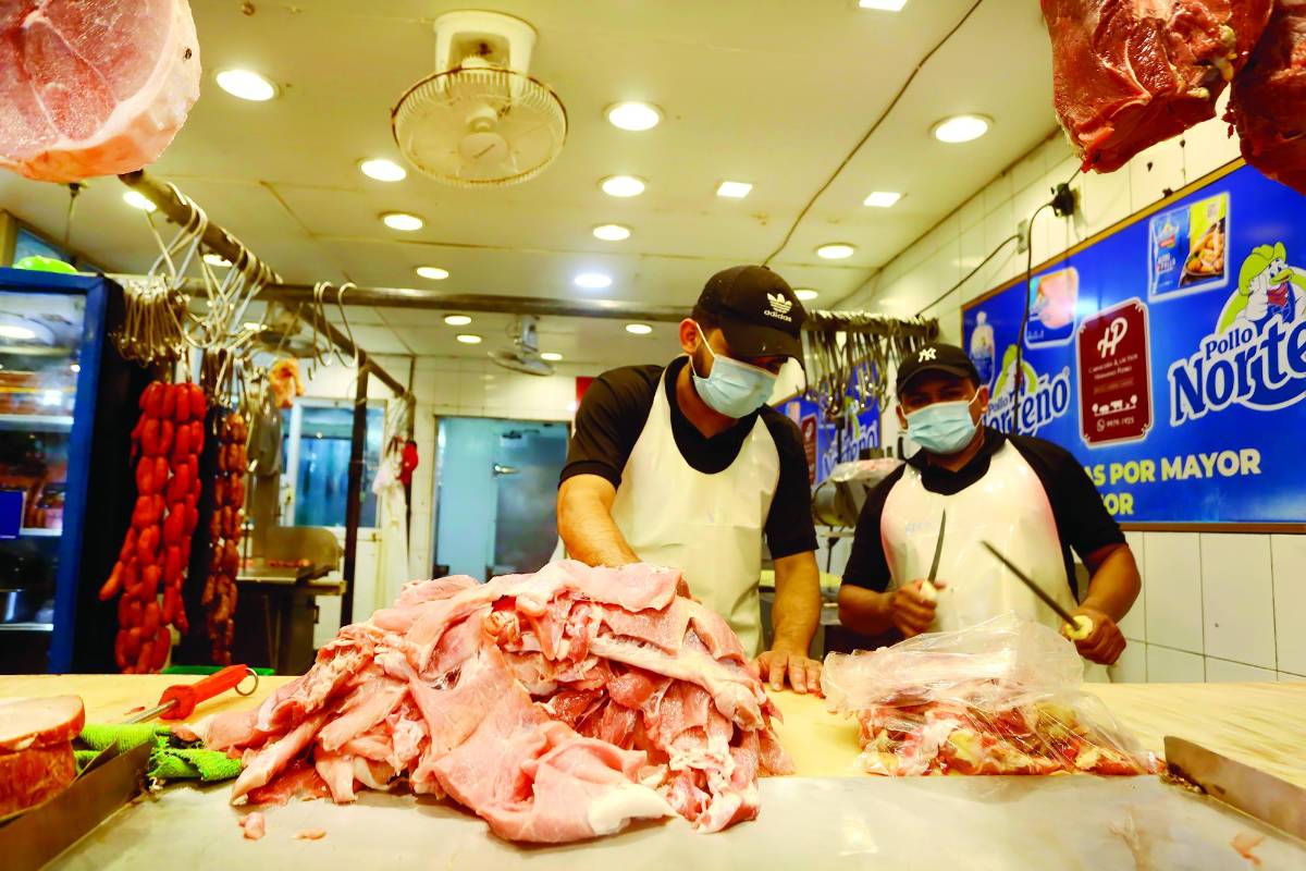 Bajan precios de productos en mercados sampedranos