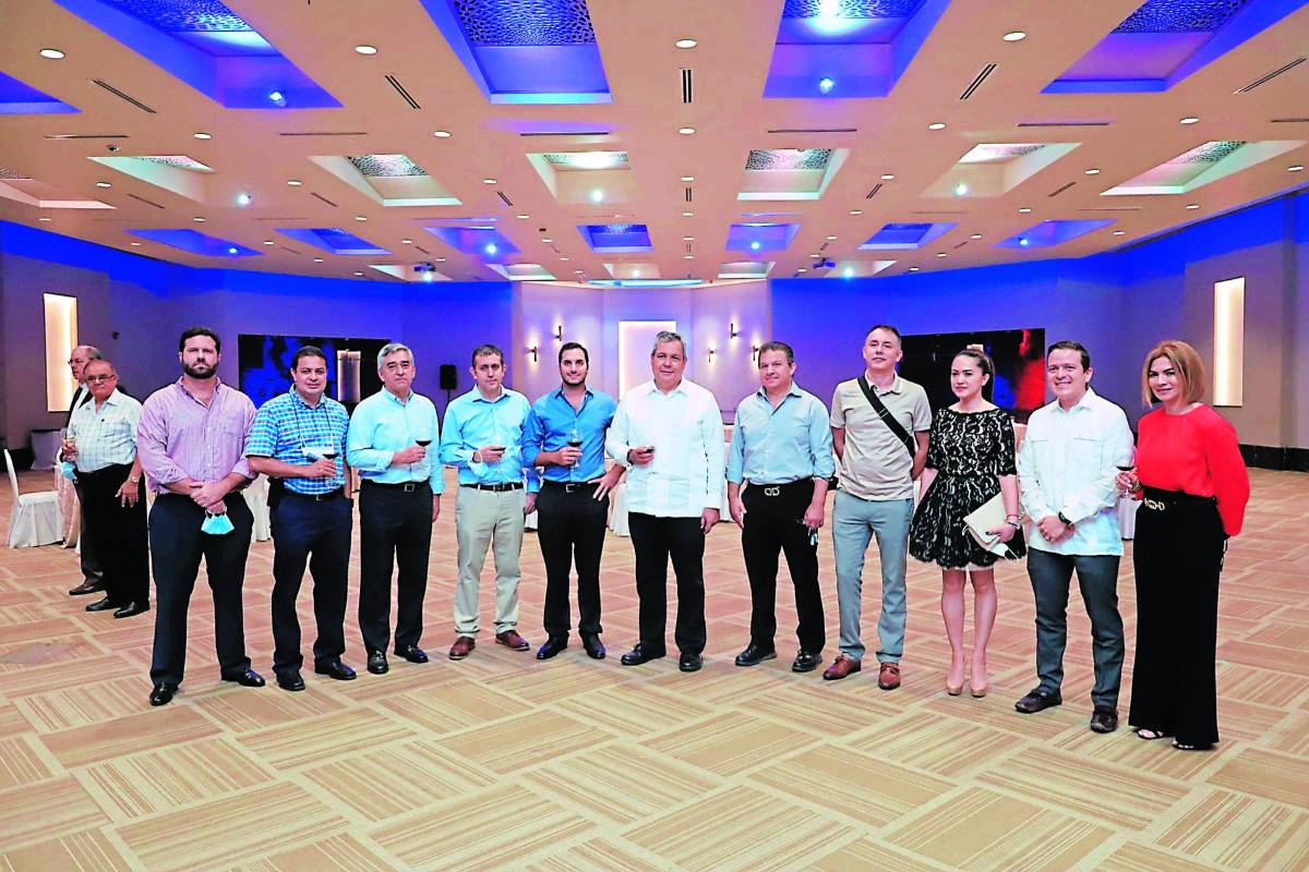 Convivio con directivos del BCIE y AHM