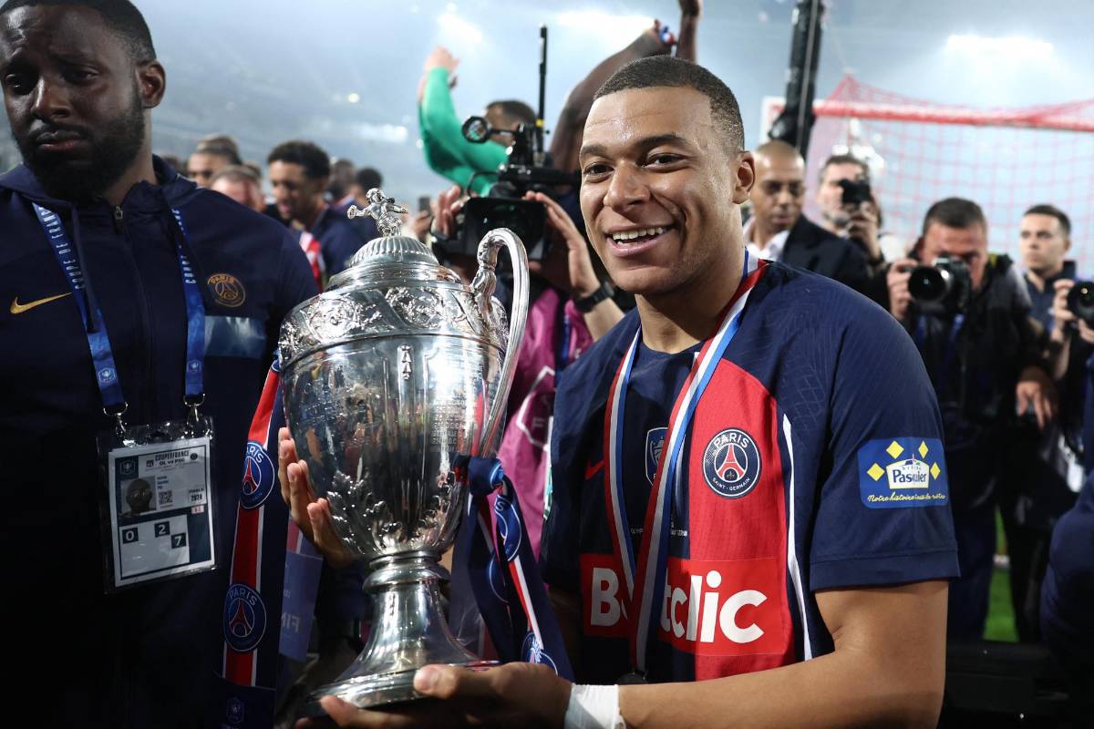 Mbappé se despide del PSG y conquista la Copa de Francia en su último partido
