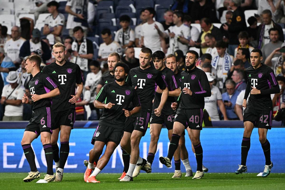 Entrenamiento del Bayern a pocos minutos del inicio del partido.