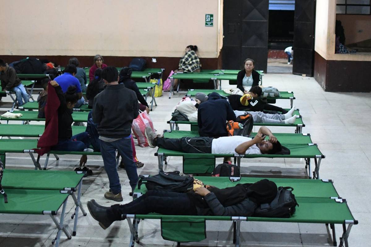 “Hay personas que no quieren ser evacuadas”: aldeas en alerta ante aumento de erupciones de volcán de Fuego