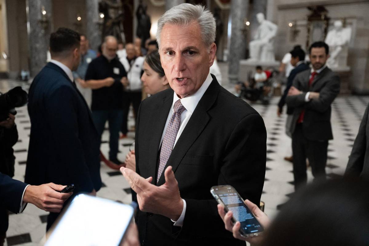 McCarthy afronta votación histórica para revocarlo como líder de la Cámara Baja de EEUU
