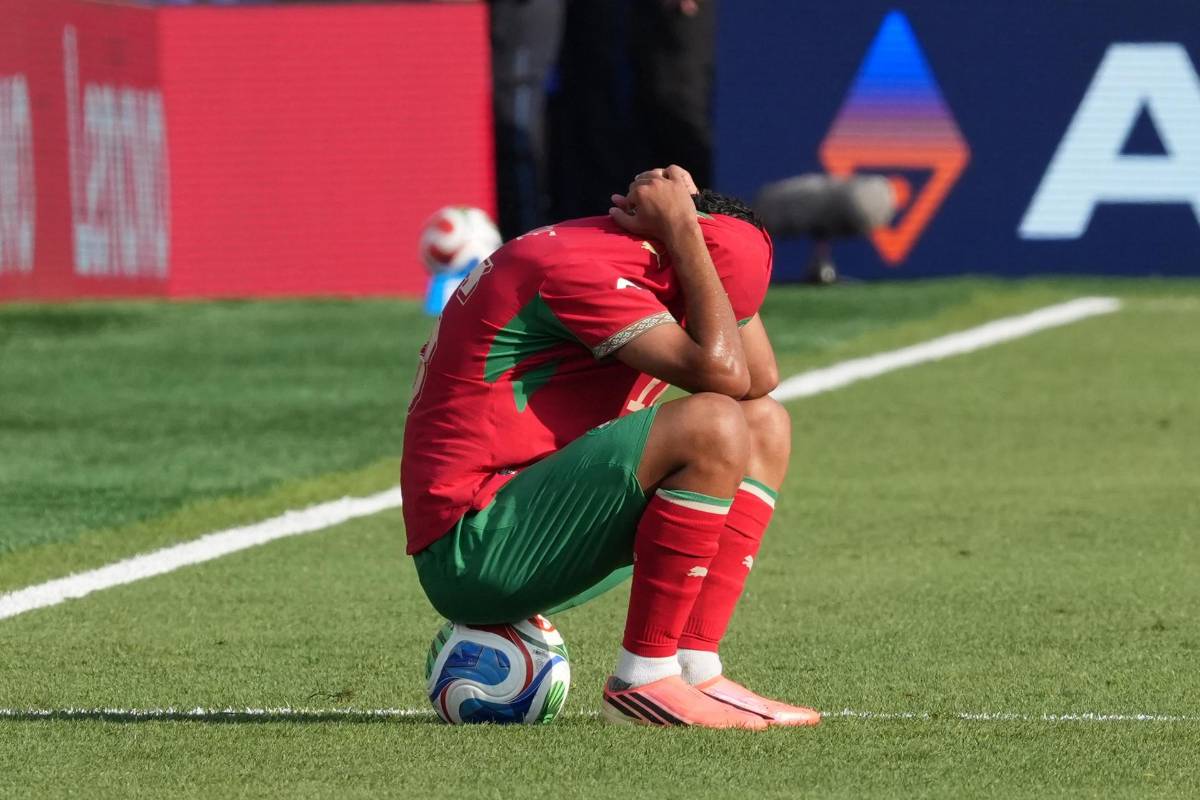 Mbappé preocupa a Francia, polémico penal, dardo a Infantino y tristeza de Marruecos
