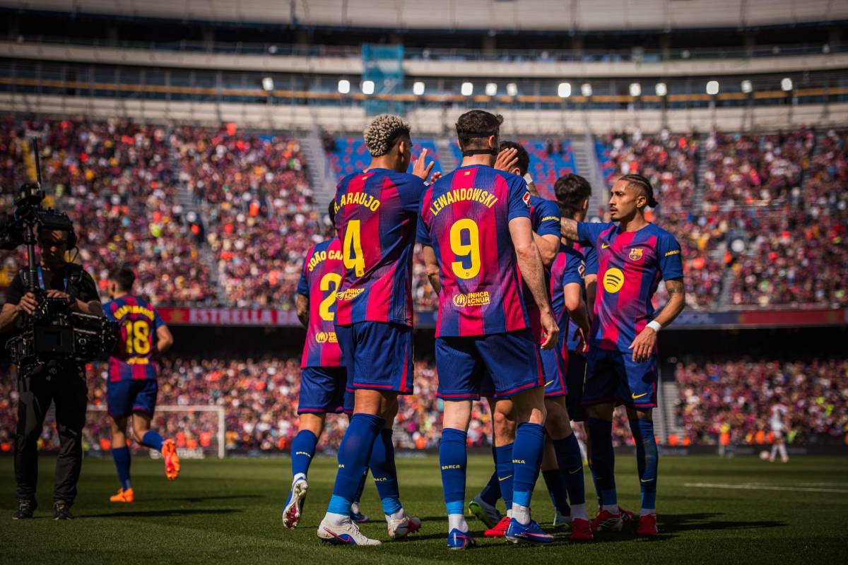 Se ofrece al Barcelona: llegaría como agente libre y revelan postura de Flick