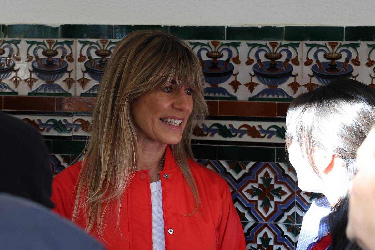 Begoña Gómez es investigada por presunto tráfico de influencias y supuesta corrupción.