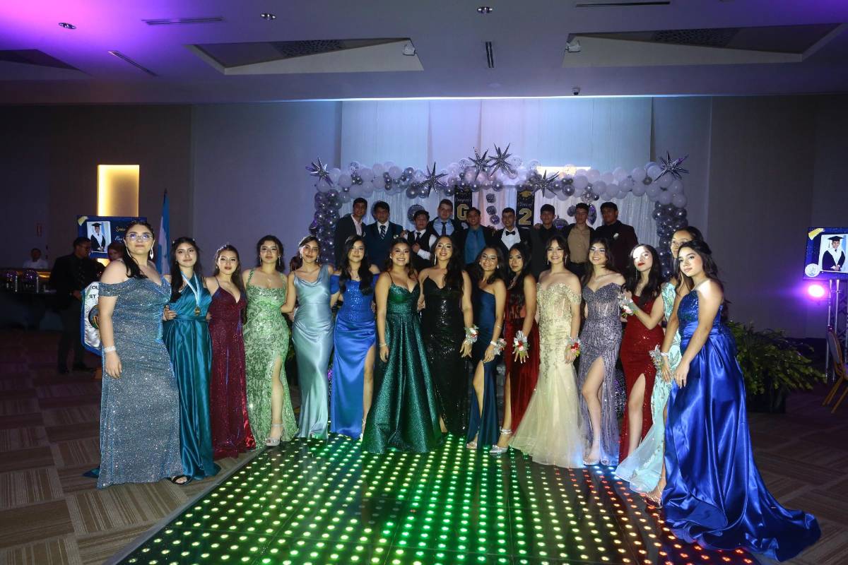 Actos y fiesta de graduación de la Saint Joseph Institute