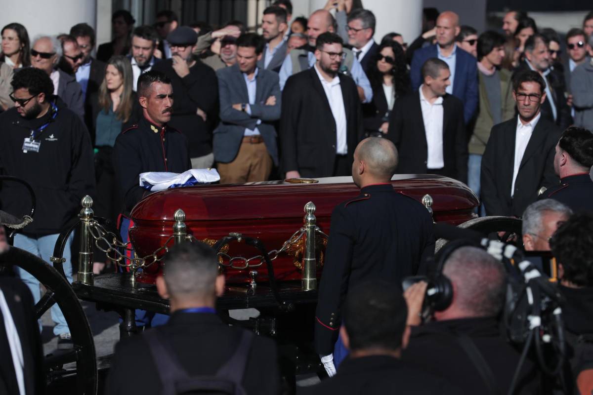 Las imágenes de la despedida del expresidente Mujica en Uruguay