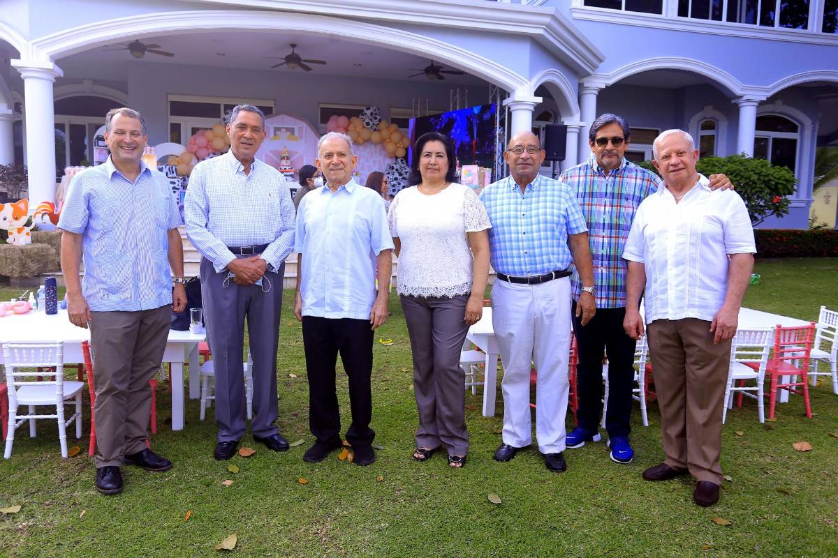 Gozo por el primer añito de Emma Valentina Valladares Mejía
