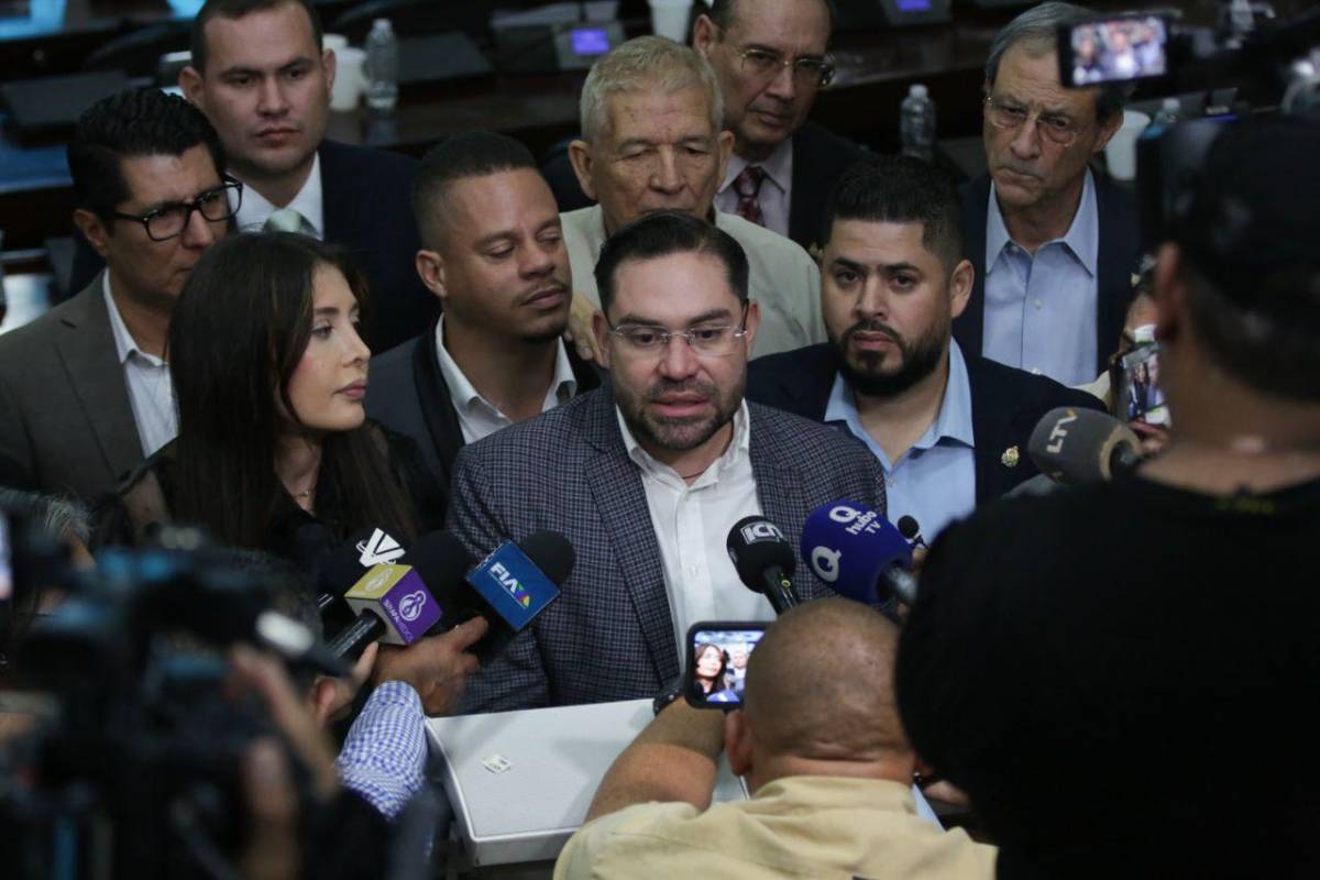 Jorge Cálix enfurece con Marvin Ponce tras acusación: Con el PLH no van a andar jugando