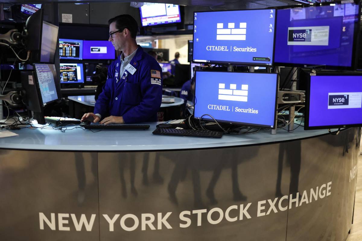 Las razones por las que se desploman las bolsas en todo el mundo