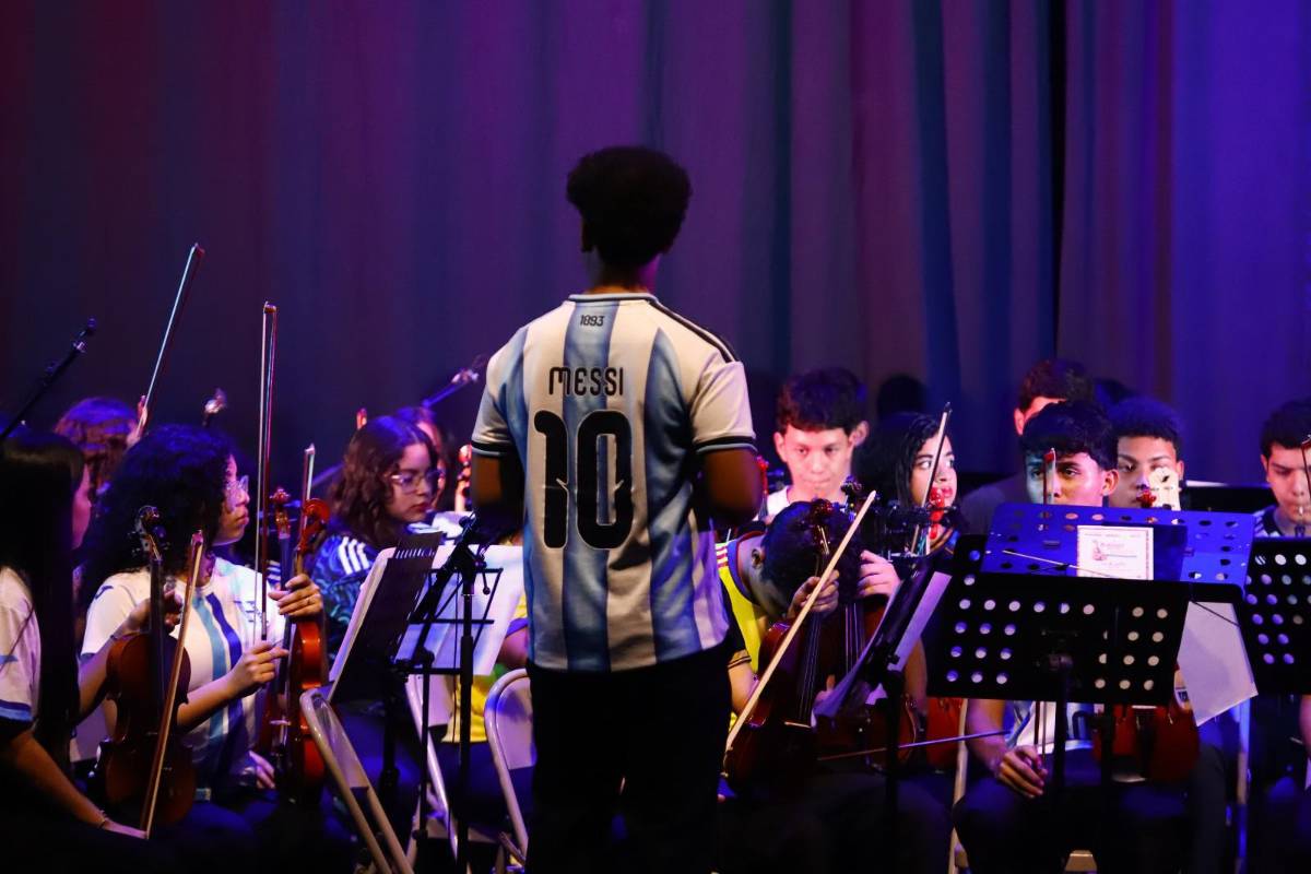 Con música y esperanza, Proyecto Uremu acerca a 40 jóvenes a su sueño internacional