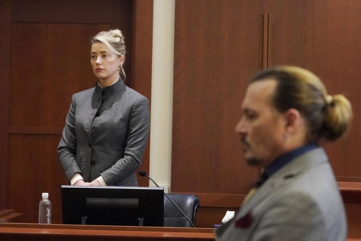 Amber Heard dice que el pleito con Depp es una “tortura”