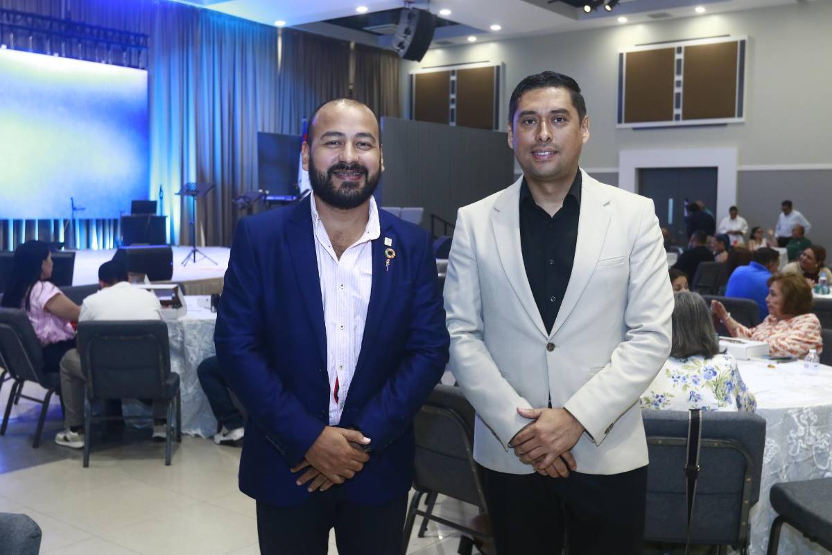 Empresarios y emprendedores fortalecen su visión de legado en conferencia celebrada en SPS