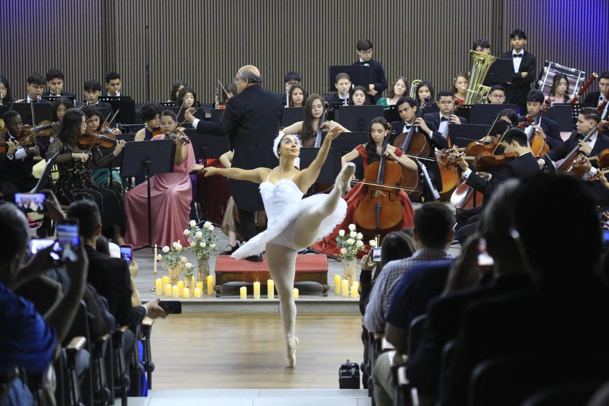 Fotos: Victoriano López festeja su 81 aniversario con gala artística
