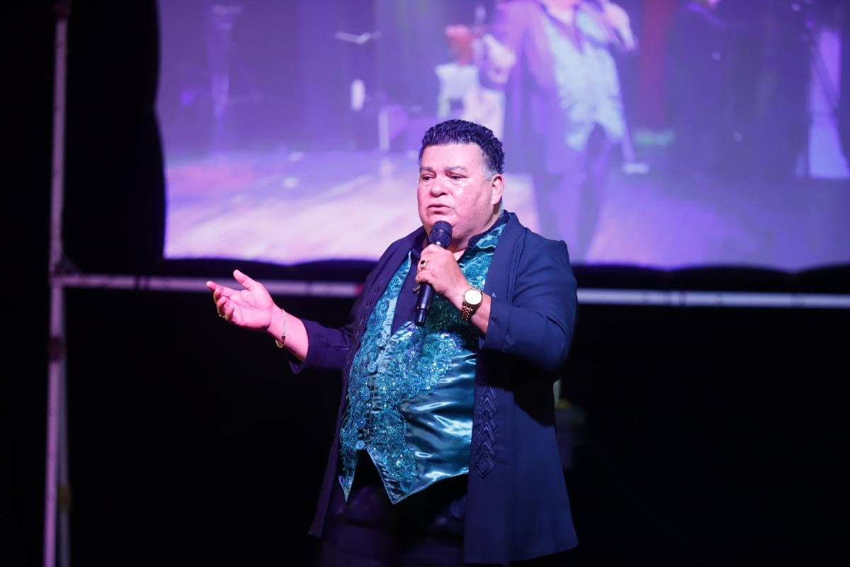 Emotivo homenaje a Moisés Canelo de parte de su esposa y artistas hondureños