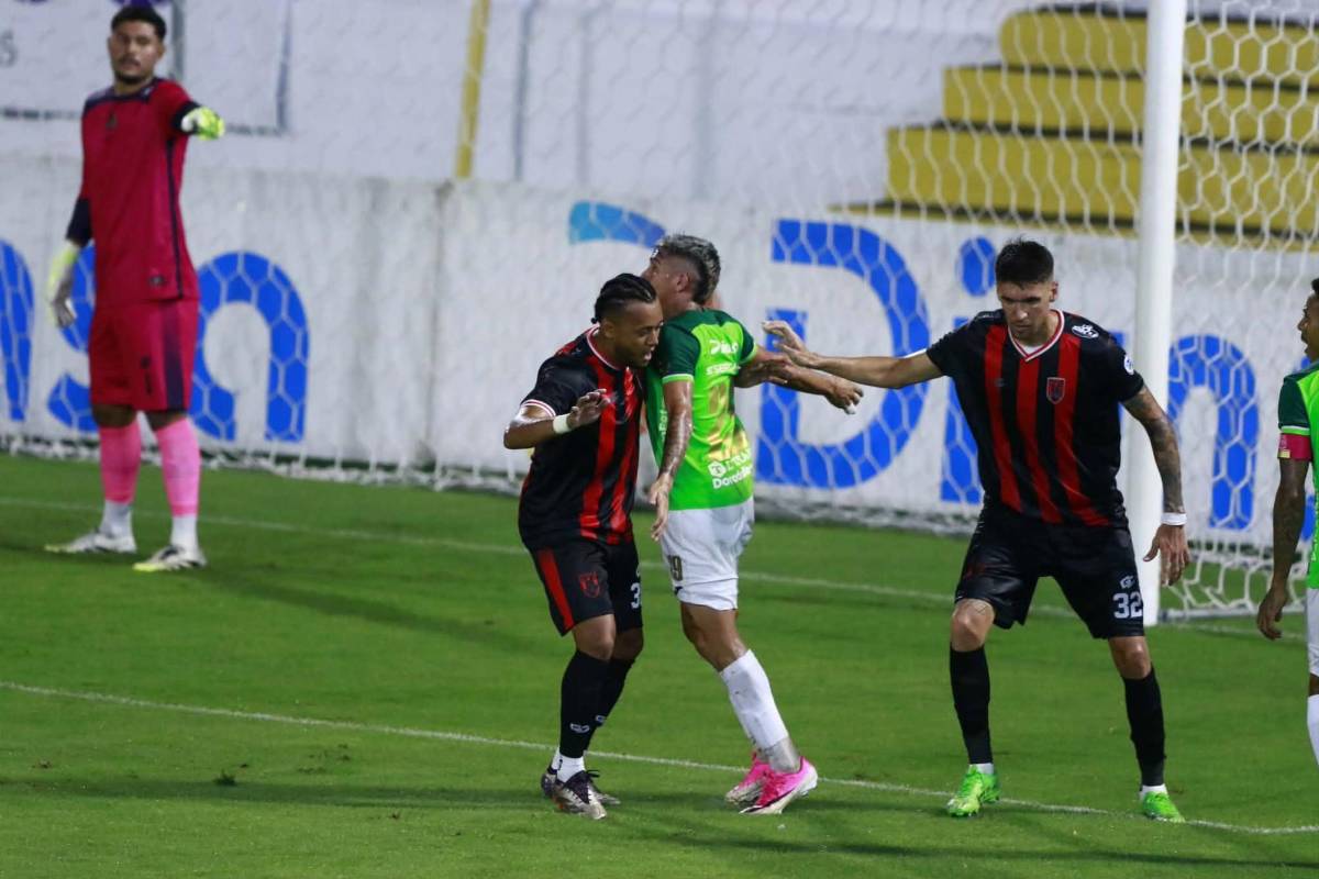 La polémica que reclamó Marathón vs Independiente, primera expulsión y lindas chicas