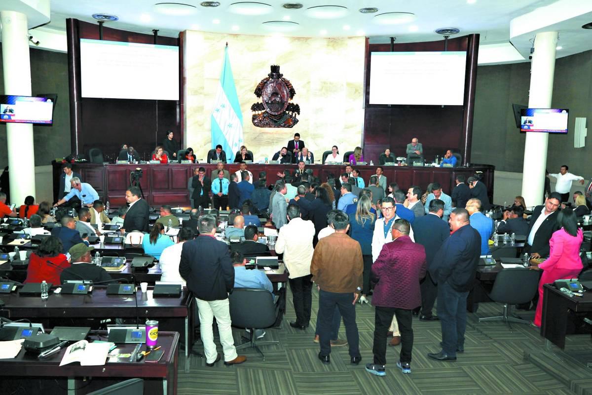 Inicia febrero y Honduras aún no aprueba el Presupuesto General