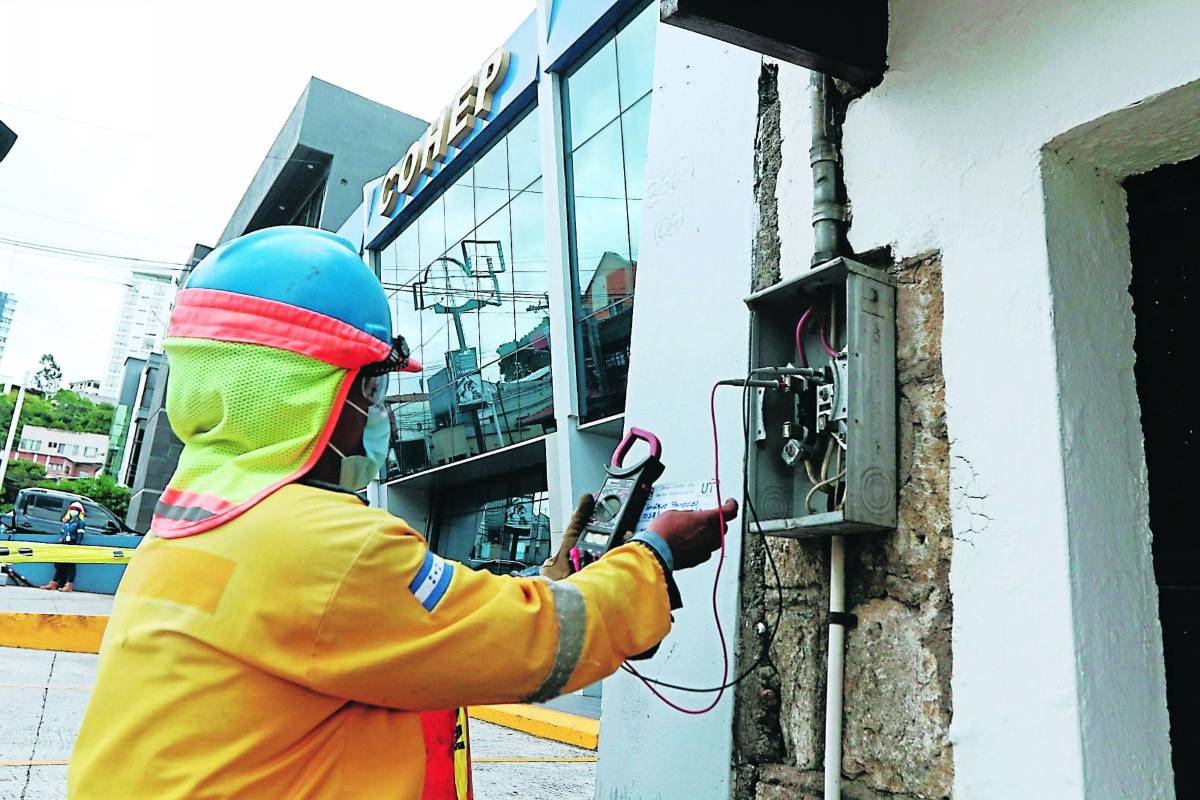 Instalar 450,000 medidores, otra deuda más de la Enee