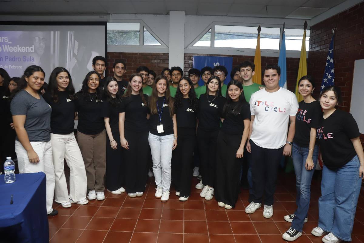 Así fue la fase final del “Startup Weekend Youth” de la EIS