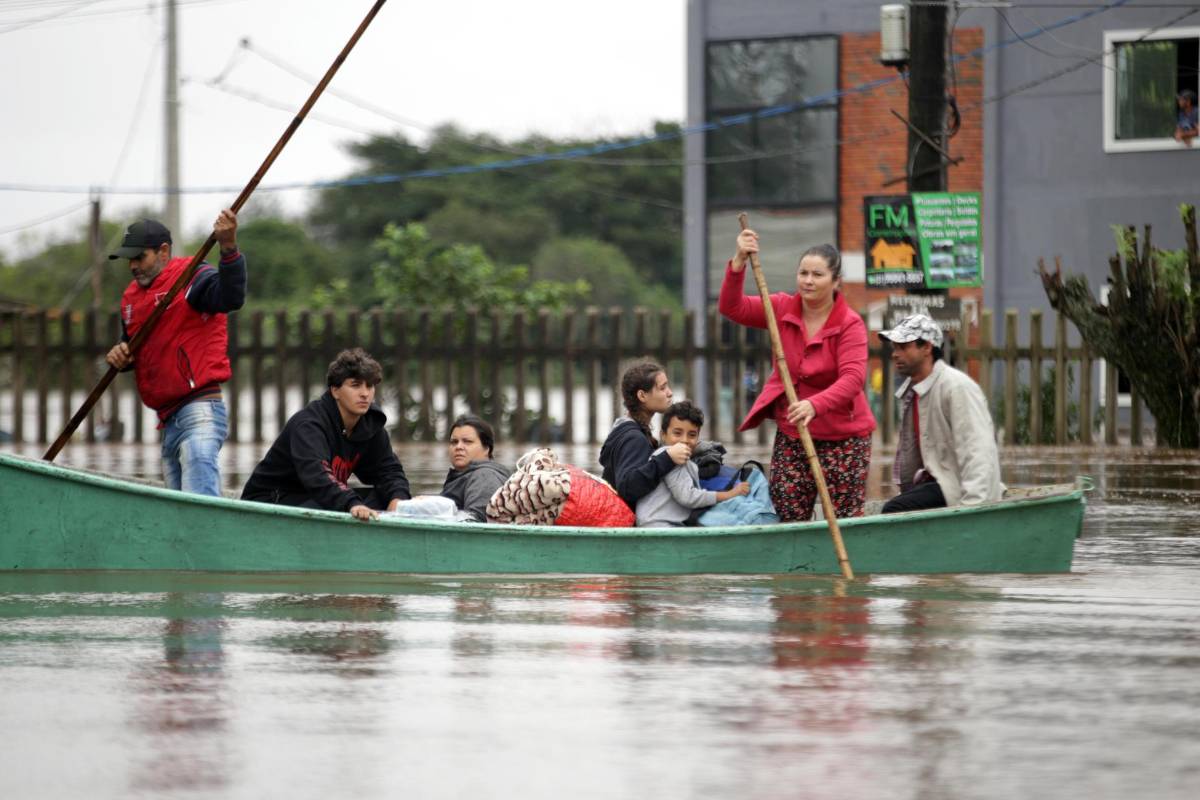 57 muertos por las inundaciones en el sur de Brasil